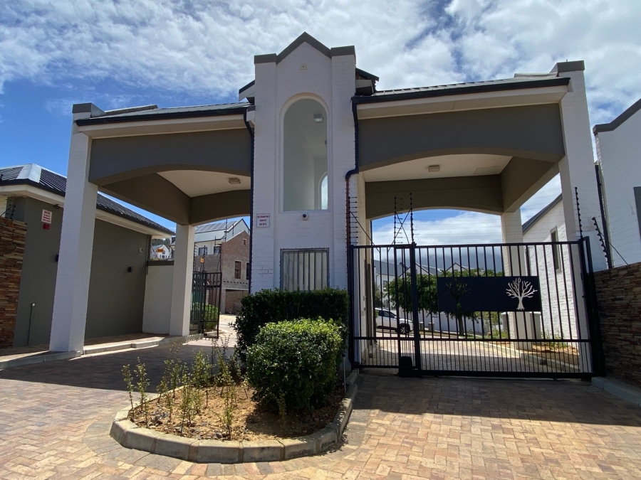 3 Bedroom Property for Sale in Gevonden Estate Western Cape